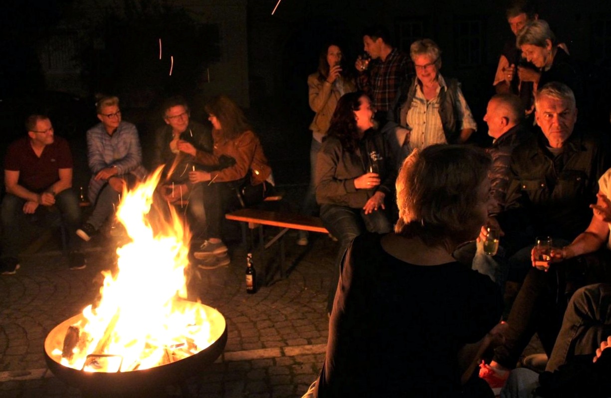 cozy squares in hochstadt's old town