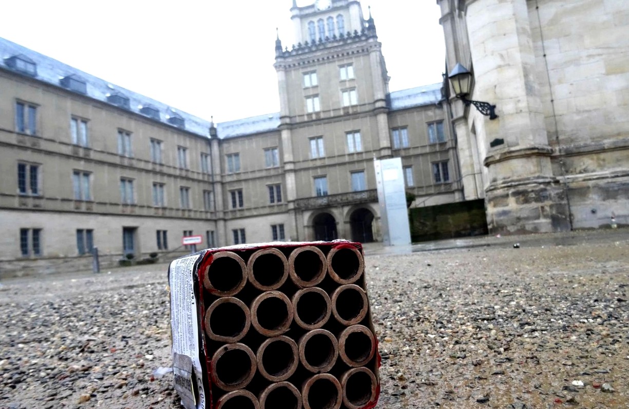 do not set off fireworks near coburg's historic buildings