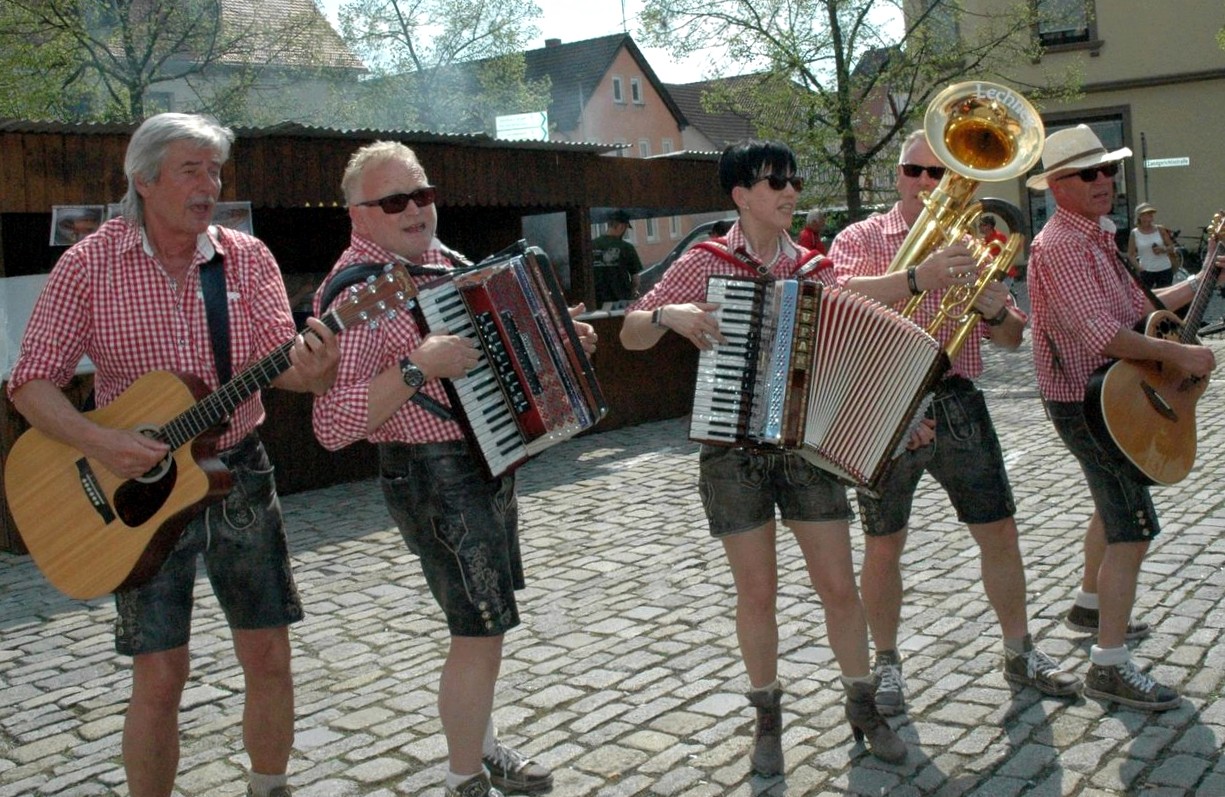 Enjoyment festival around the local beer